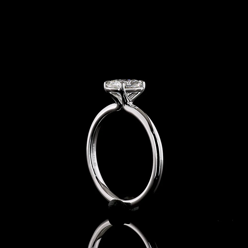 14K White Gold Solitaire Ring with 1.07 Carat Cushion Brilliant Lab Diamond - E-F Color VVS2 Clarity with IGI Certification - Covaloro Fine Jewelry - Image 3