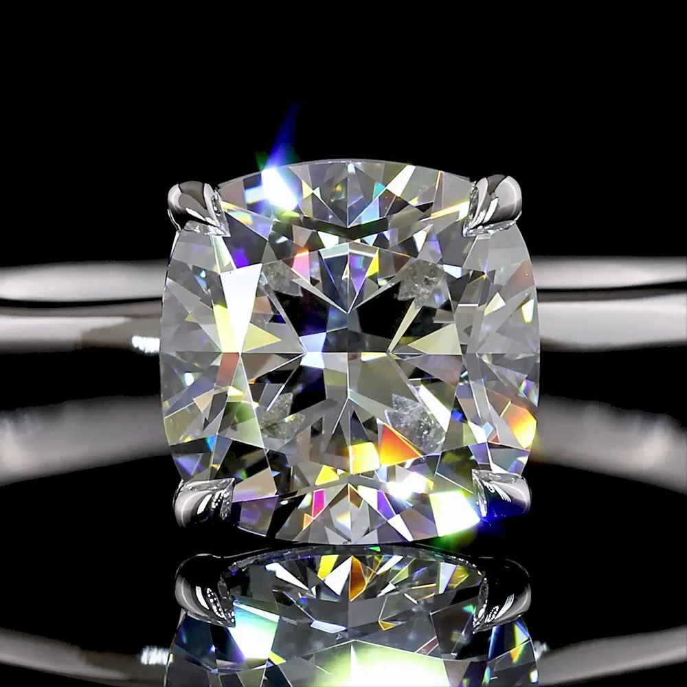 14K White Gold Square Cushion Brilliant Solitaire Ring with 1.52 Carat Lab Grown D VVS2 Diamond - IGI Certified - Covaloro Fine Jewelry - Image 2