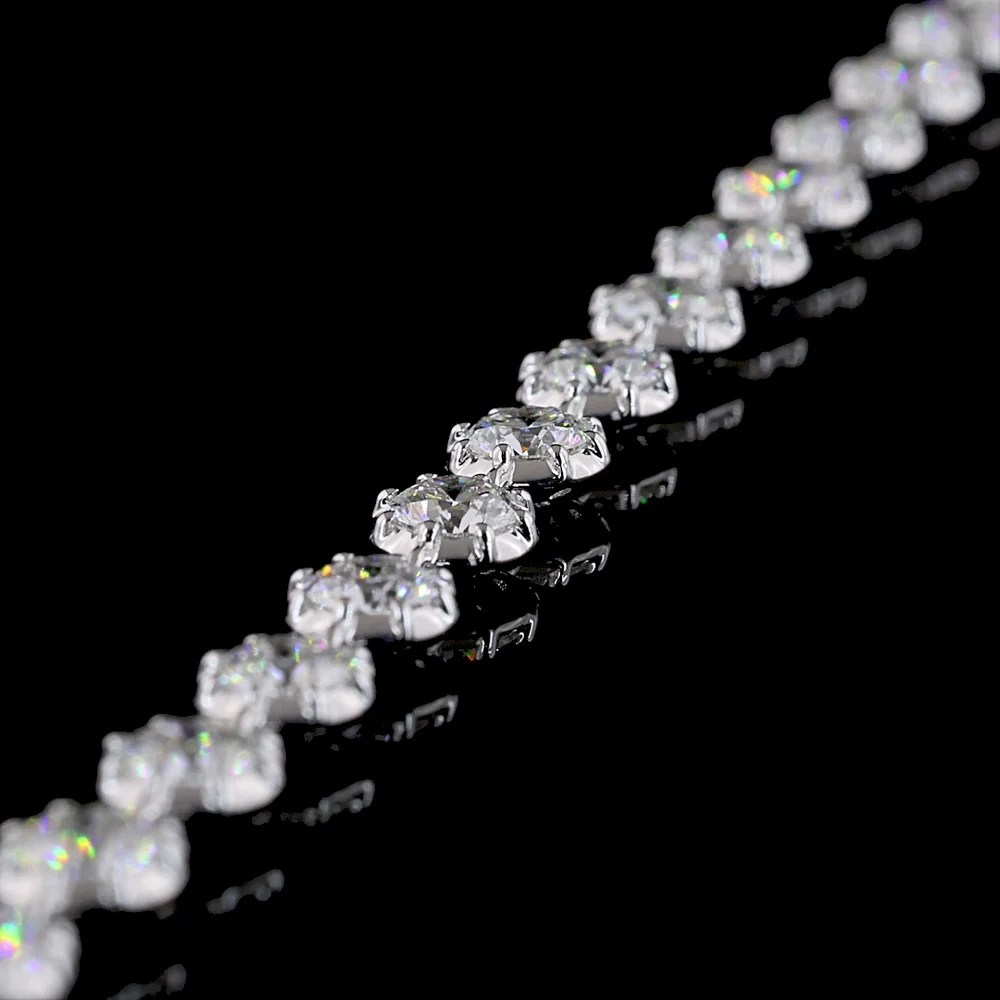 14K White Gold Station Bracelet with 29 Round Brilliant Cut Lab Diamonds - 4.30 Carat Total Diamond Weight, E-F Color VS Clarity - Covaloro Fine Jewelry - Image 2