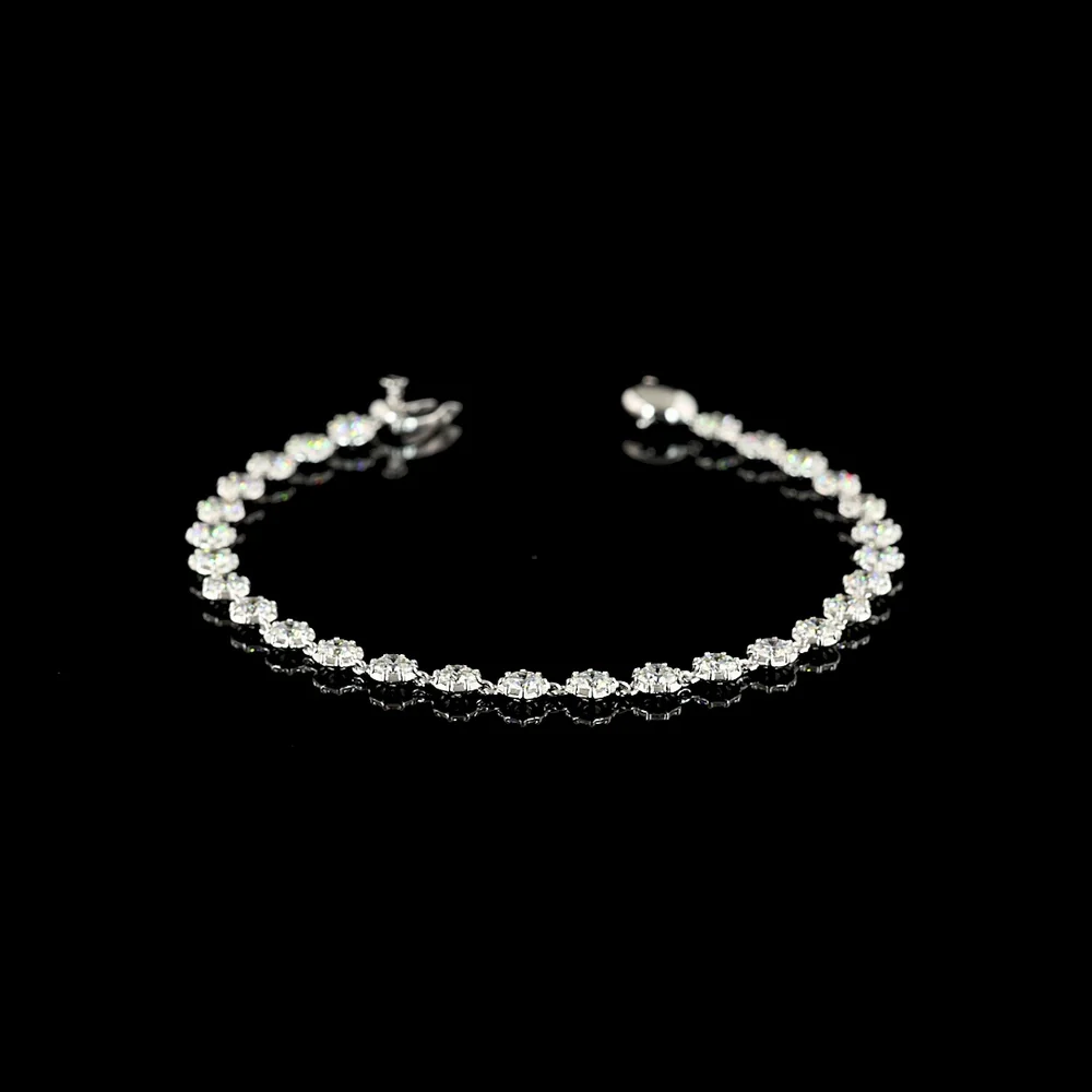 14K White Gold Station Bracelet with Bezel and Prong Set Round Lab Diamonds - 3.91 Carat Total Weight - Covaloro Fine Jewelry
