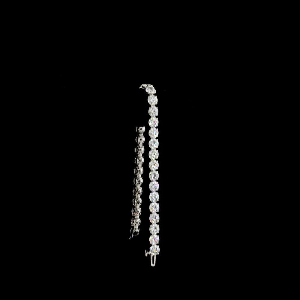 14K White Gold Tennis Bracelet with 31 Prong-Set Round Lab Diamonds - 15.94 Carat Total Weight (E-F Color, VS1 Clarity) - Covaloro Fine Jewelry - Image 3