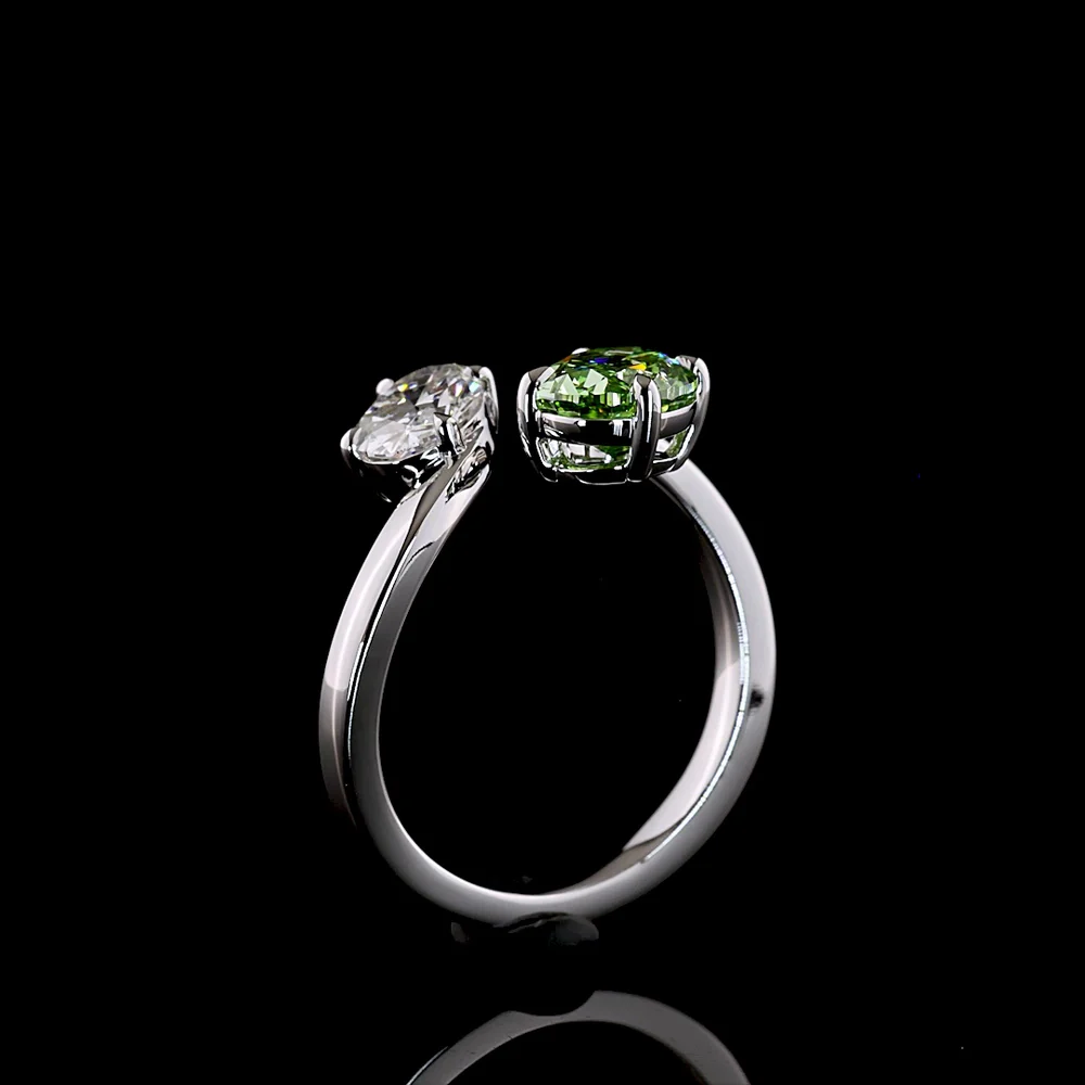 14K White Gold Toi et Moi Ring with 1.54 Carats Oval Bright Green Lab Diamond and 0.70 Carats Oval Colorless Lab Diamond - 2.24 Carats Total Diamond Weight - Covaloro Fine Jewelry - Image 4