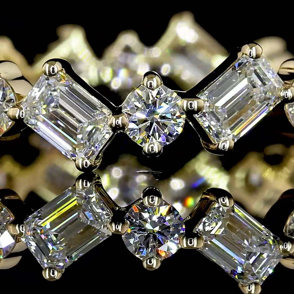 14K Yellow Gold 1.29 Carat Alternating Emerald Cut and Brilliant Cut Lab Diamond Eternity Band with Inclined Prong Setting - Covaloro Fine Jewelry - Image 2
