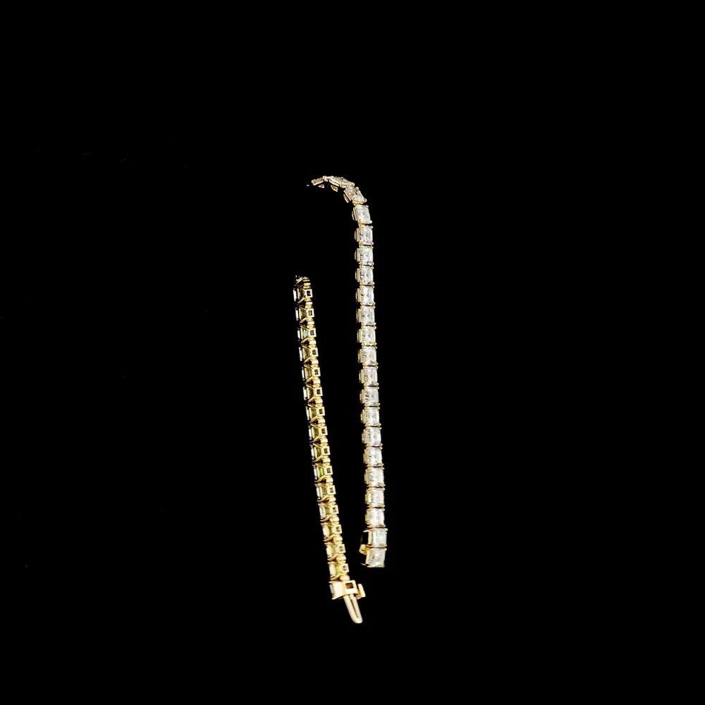 14K Yellow Gold 16.05 Carat Asscher Cut Lab Diamond Tennis Bracelet - 42 Stones with E-F VS1 Clarity - Covaloro Fine Jewelry - Image 3
