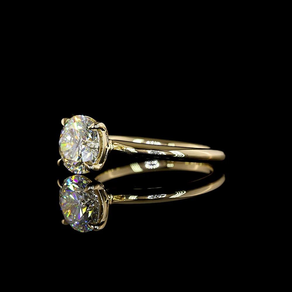 14K Yellow Gold 2.06 Carat Round Brilliant Cut Lab Diamond Solitaire Ring with E-F Color and VVS2 Clarity - IGI Certified - Covaloro Fine Jewelry - Image 3