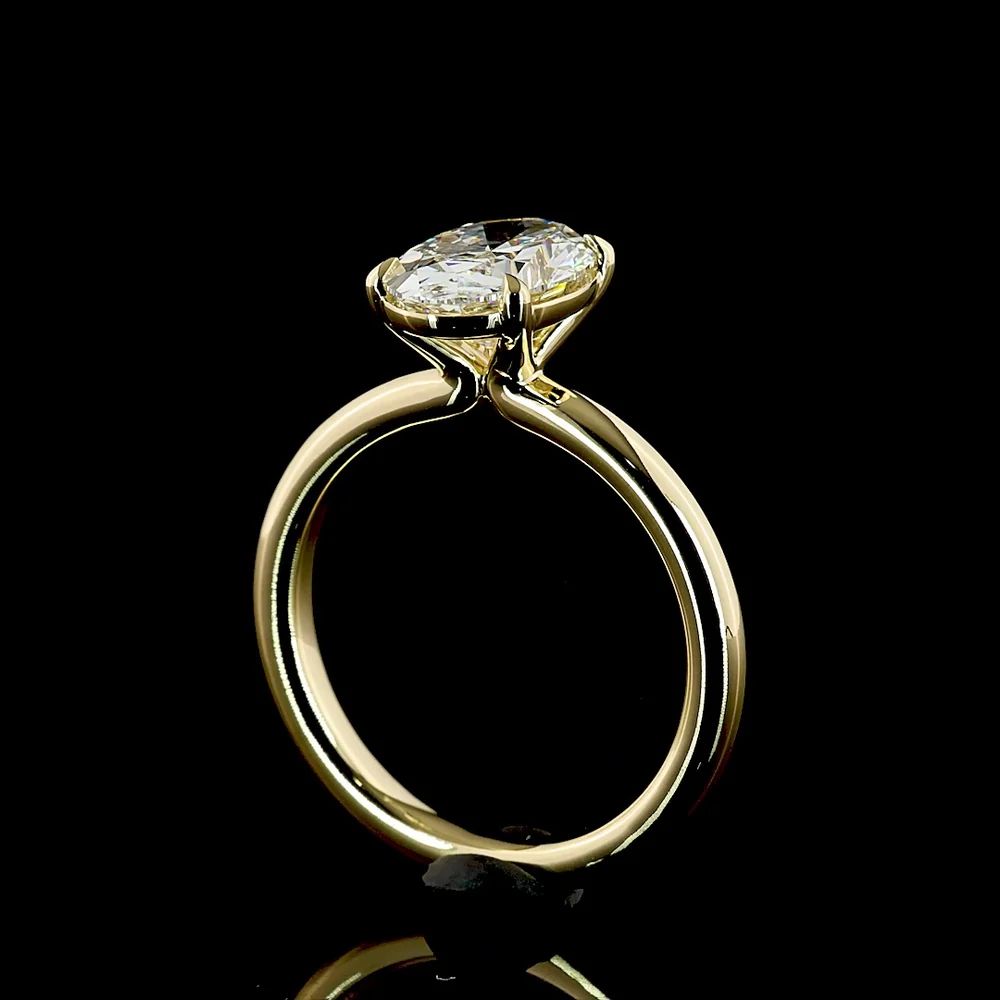 14K Yellow Gold 2.10 Carat Oval Cut Lab Diamond Solitaire Ring with North-South Prong Setting, E-F Color VS1 Clarity, IGI Certified - Covaloro Fine Jewelry - Image 3