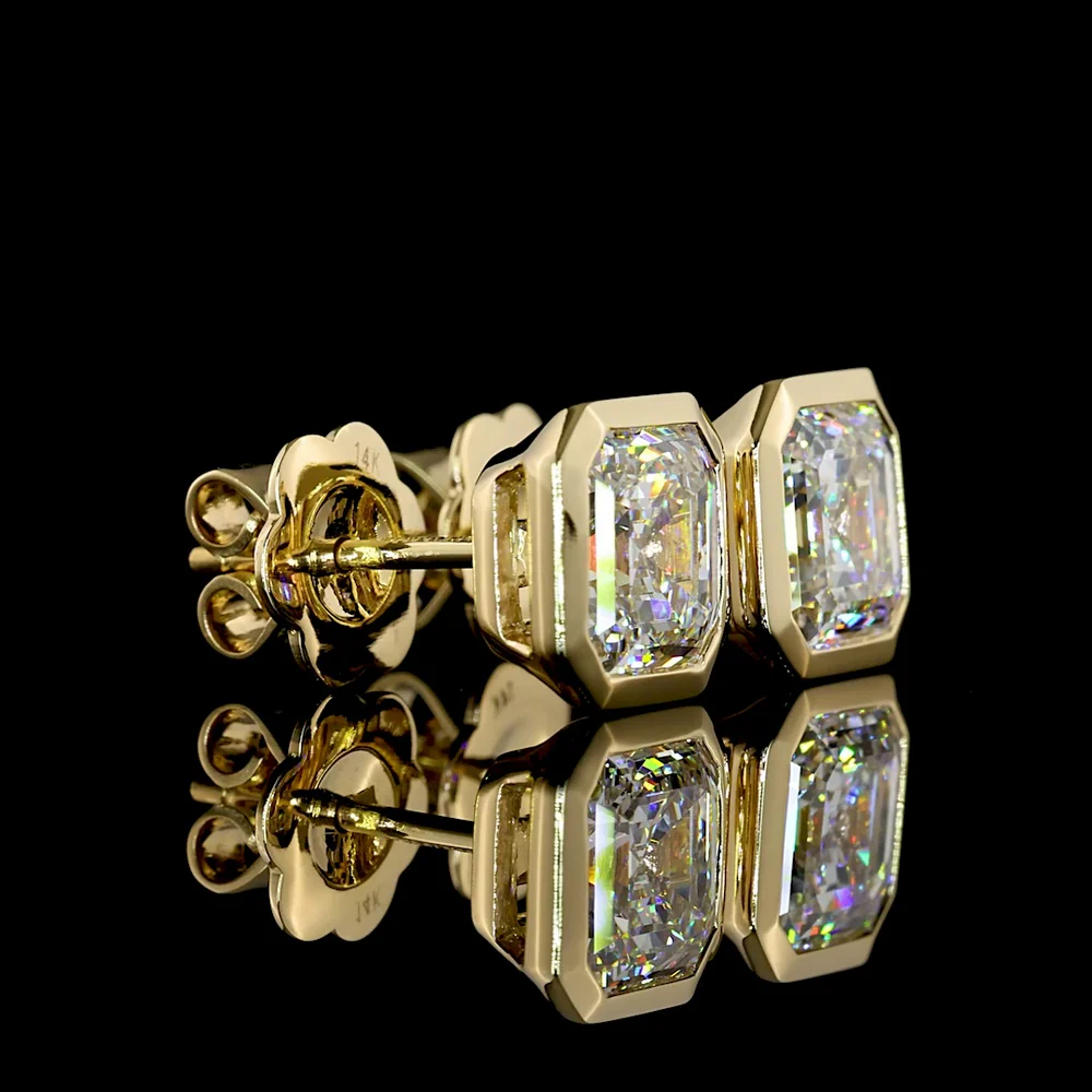 14K Yellow Gold 3.04 Carat Total Weight Asscher Cut Lab Diamond Stud Earrings in Bezel Setting - E-F Color, VVS2 Clarity, IGI Certified - Covaloro Fine Jewelry
