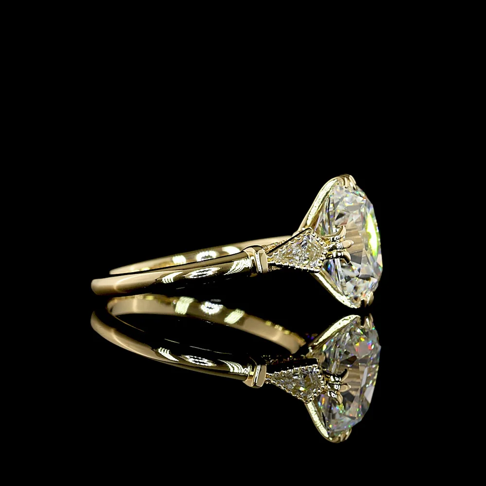 14K Yellow Gold 3.31 Carat Antique Cushion Cut Lab Diamond Ring with Kite and Round Diamond Accents - IGI Certified E VVS1 - Covaloro Fine Jewelry - Image 3