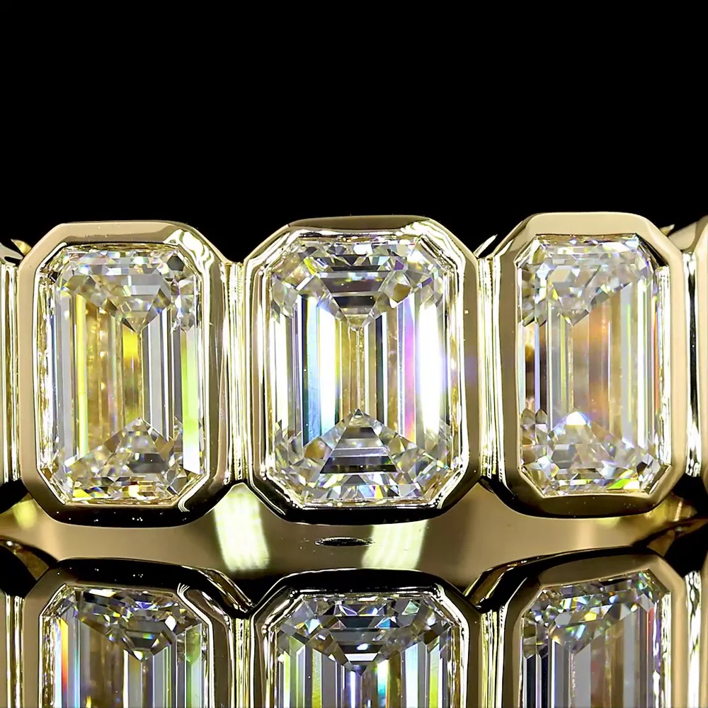 14K Yellow Gold 5-Stone Emerald Cut Lab Diamond Eternity Band - Bezel Set, 3.02 Carat Total Weight, E-F Color VS Clarity - Covaloro Fine Jewelry - Image 2