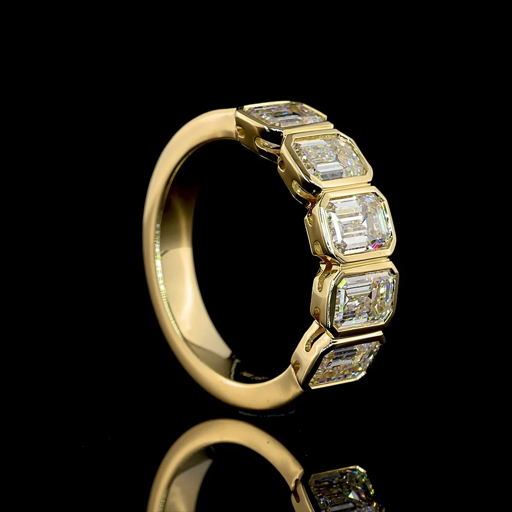 14K Yellow Gold 5-Stone Emerald Cut Lab Diamond Eternity Band - Bezel Set, 3.02 Carat Total Weight, E-F Color VS Clarity - Covaloro Fine Jewelry - Image 3