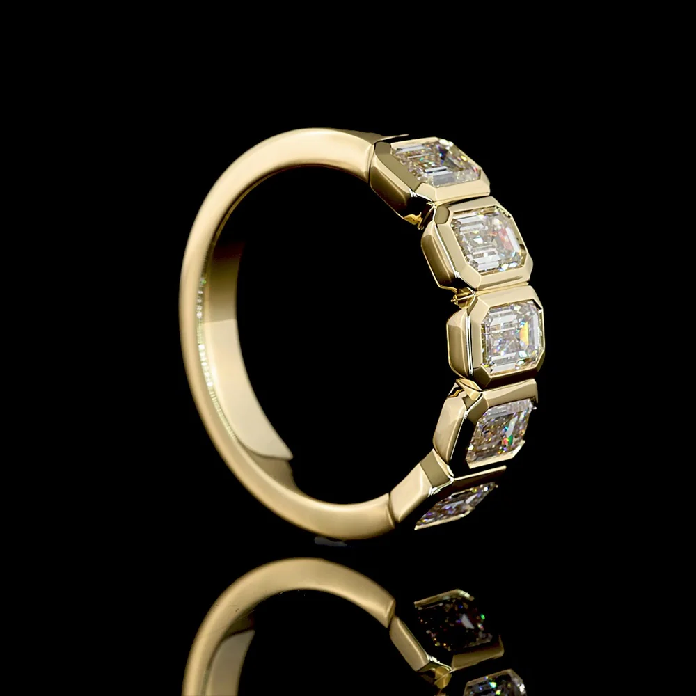 14K Yellow Gold 5-Stone Eternity Band with Bezel-Set Emerald Cut Lab Diamonds - 2.03 Carats Total Diamond Weight (10 Stones Total) - Covaloro Fine Jewelry - Image 3
