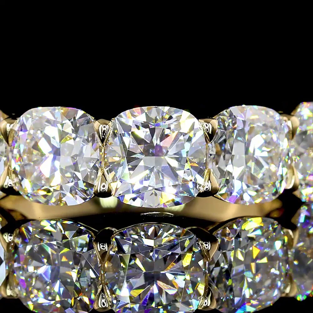 14K Yellow Gold 5-Stone Eternity Band with Square Cushion Brilliant Cut Lab Diamonds - 4.04 Carat Total Weight - Covaloro Fine Jewelry - Image 2