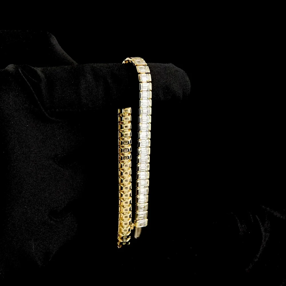 14K Yellow Gold 7.5-Inch Tennis Bracelet with 51 Half-Bezel Set Emerald Cut Lab Diamonds - 15.86 Carat Total Weight - Covaloro Fine Jewelry - Image 3
