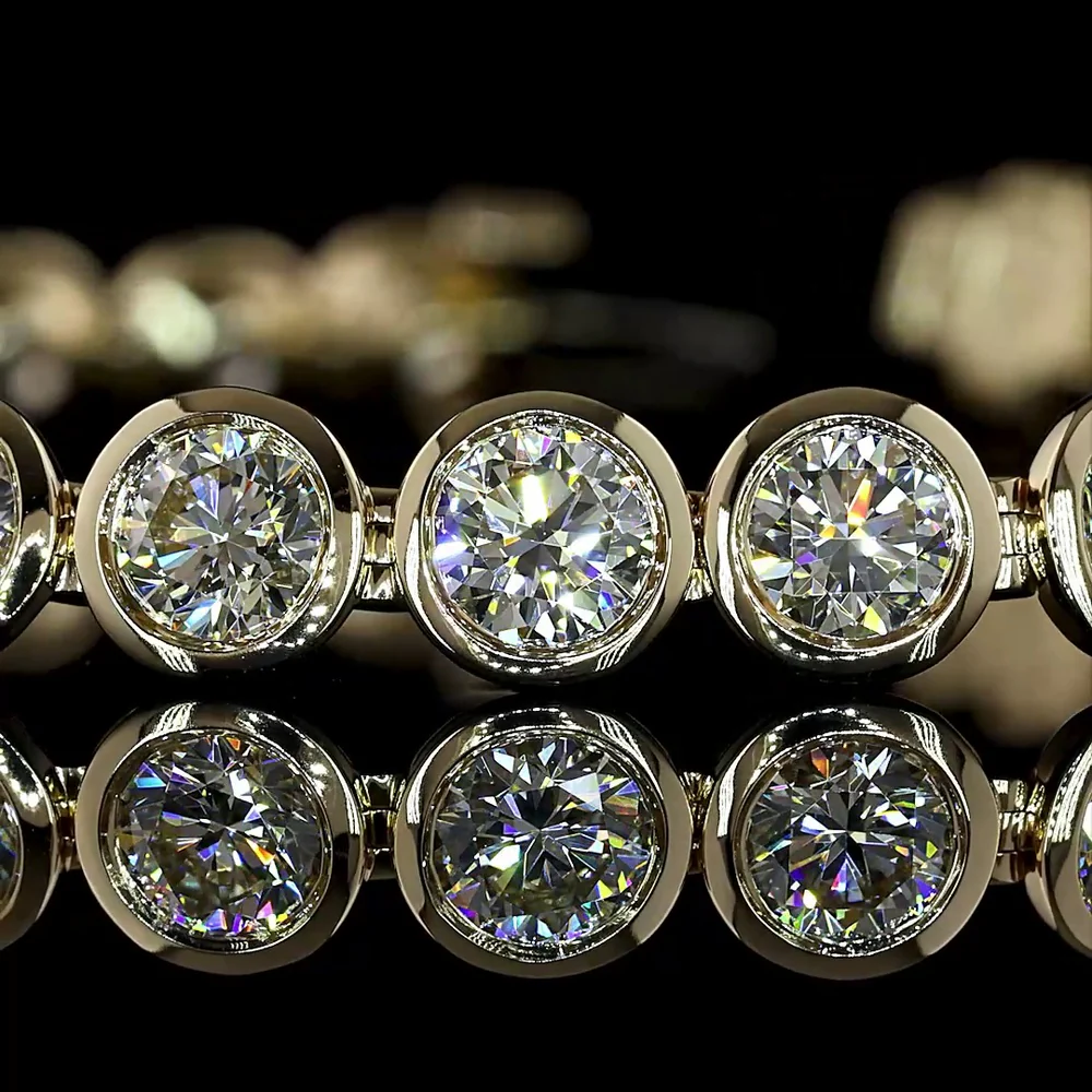14K Yellow Gold 7.5" Tennis Bracelet with 31 Bezel-Set Round Brilliant Natural Diamonds - 10.35 Carat Total Diamond Weight - Covaloro Fine Jewelry - Image 2