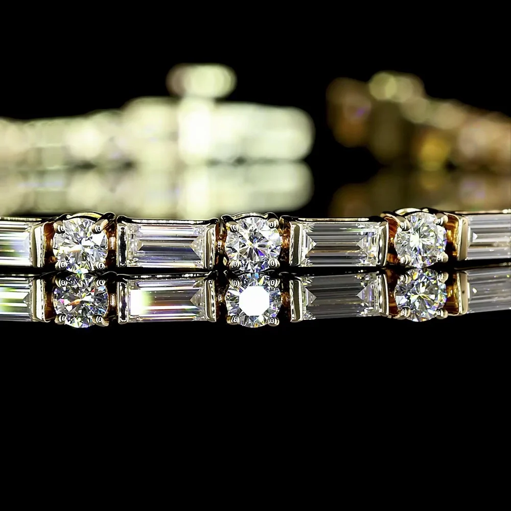 14K Yellow Gold 7.5" Tennis Bracelet with Alternating Baguette and Brilliant Cut Lab Diamonds - 4.03 Carat Total Weight, E-F VS Clarity - Covaloro Fine Jewelry - Image 2