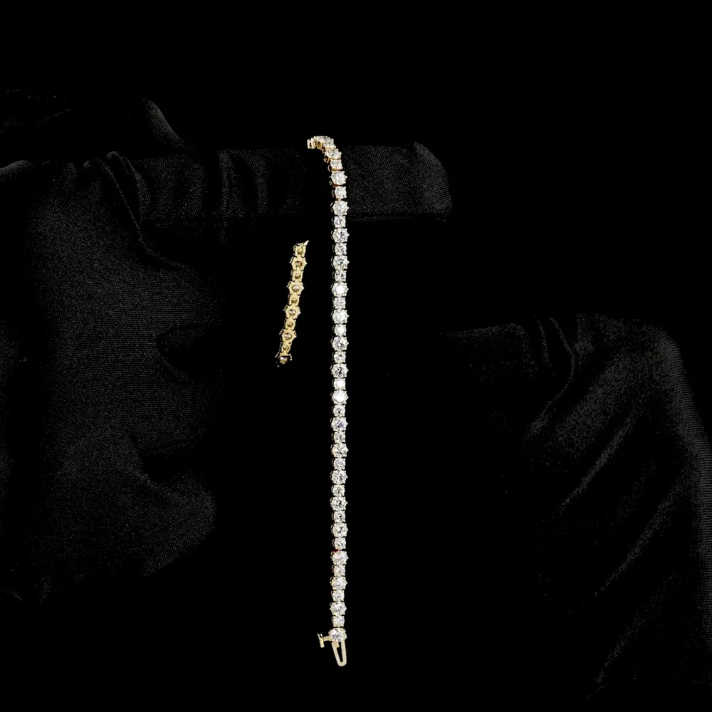 14K Yellow Gold 7-Inch Station Line Tennis Bracelet with 64 Round Brilliant Cut Lab Diamonds - 4.96 Carat Total Diamond Weight, E-F VS Clarity - Covaloro Fine Jewelry - Image 3