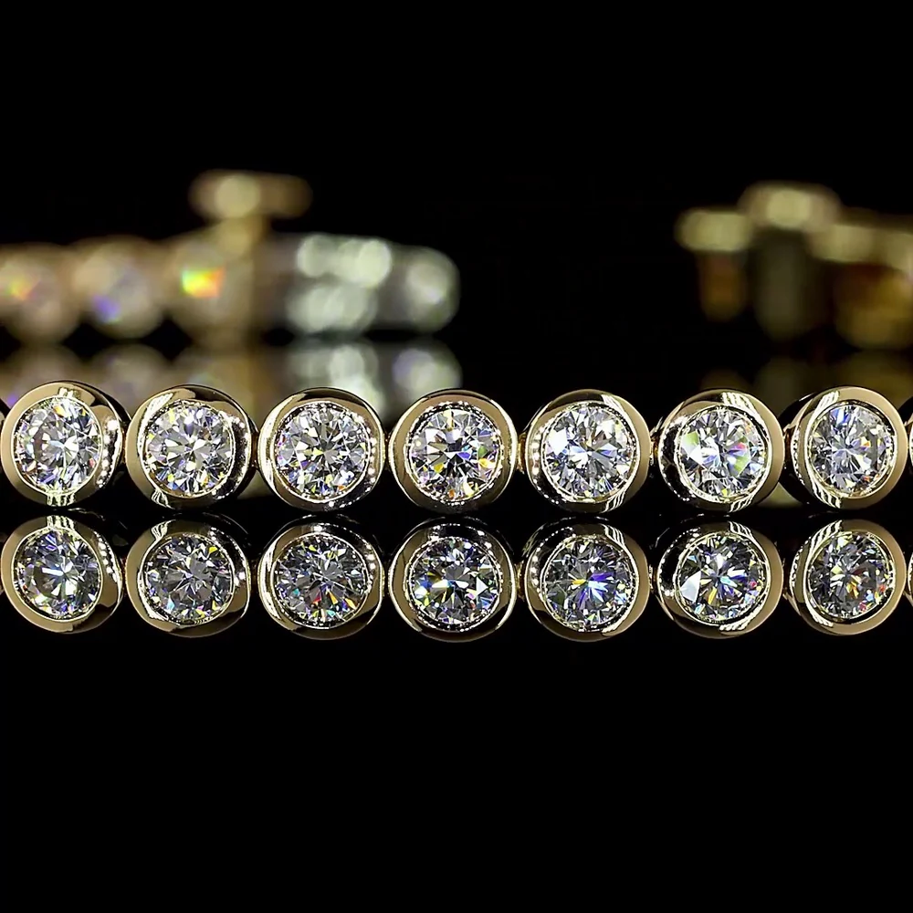 14K Yellow Gold 7" Tennis Bracelet with Bezel Set Round Brilliant Lab Diamonds - 2.52 Carat Total Weight - Covaloro Fine Jewelry - Image 2