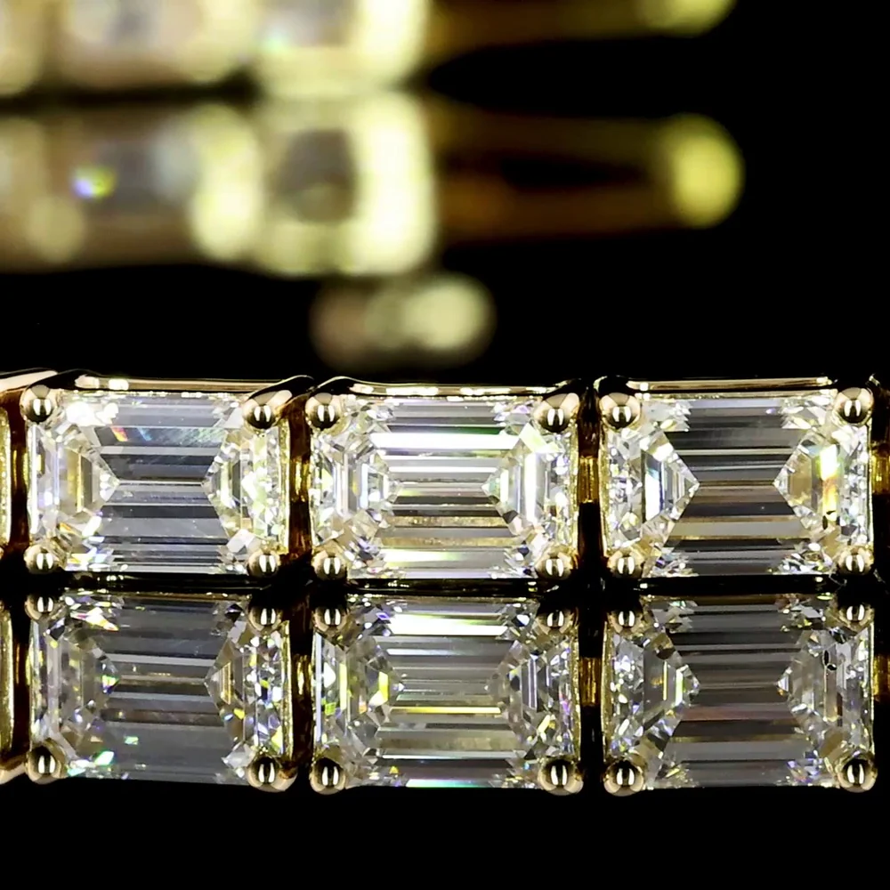 14K Yellow Gold 7" Tennis Bracelet with East-West Set Emerald Cut Lab Diamonds - 13.96 Carat Total Diamond Weight (E-F Color, VVS2 Clarity) - Covaloro Fine Jewelry - Image 3