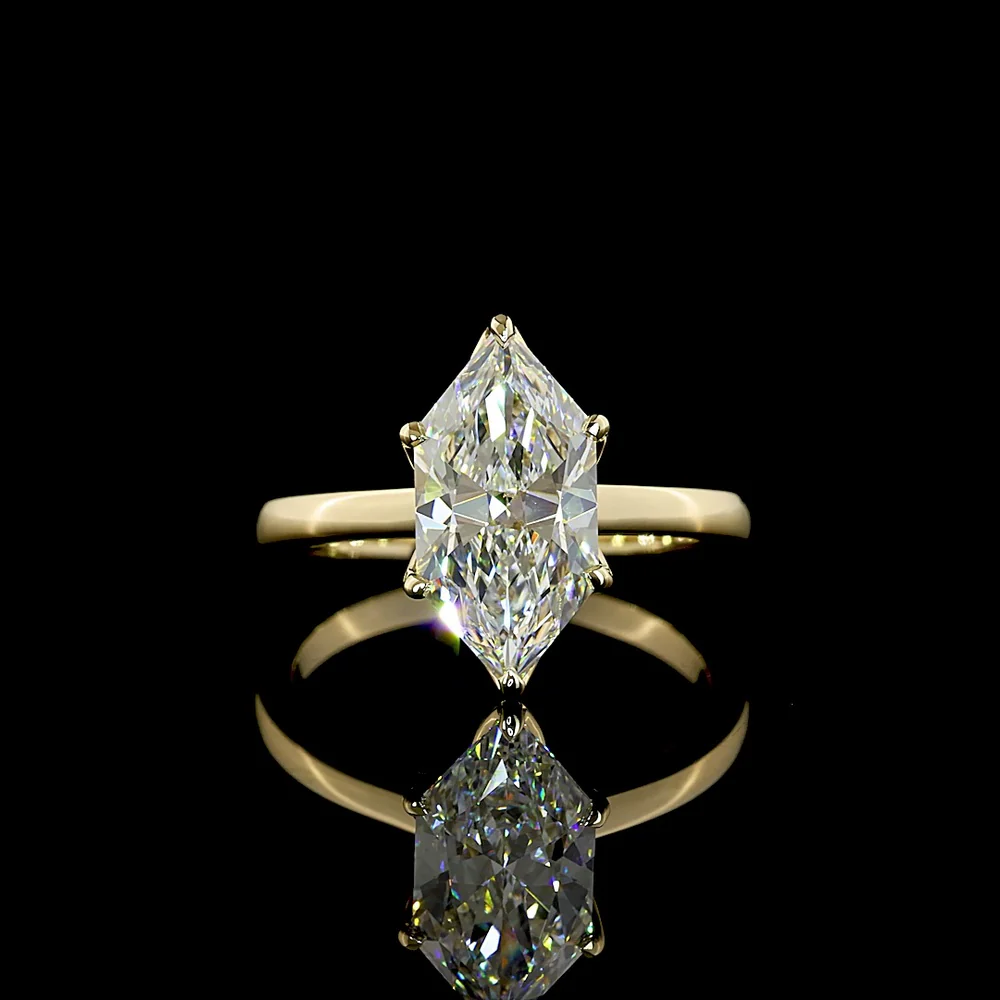 14K Yellow Gold Antique Marquise Solitaire Ring with 2.59 Carat Lab-Grown E-VVS2 Diamond - IGI Certified - Covaloro Fine Jewelry