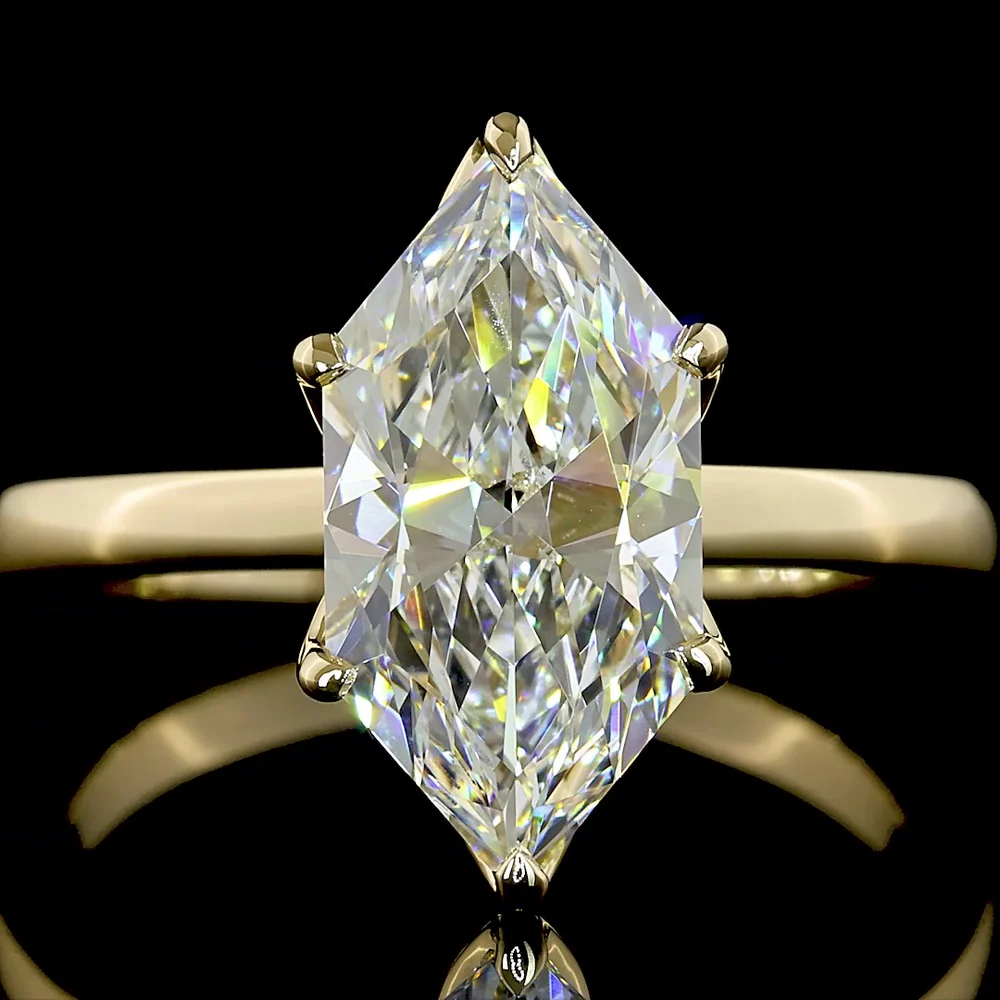 14K Yellow Gold Antique Marquise Solitaire Ring with 2.59 Carat Lab-Grown E-VVS2 Diamond - IGI Certified - Covaloro Fine Jewelry - Image 2