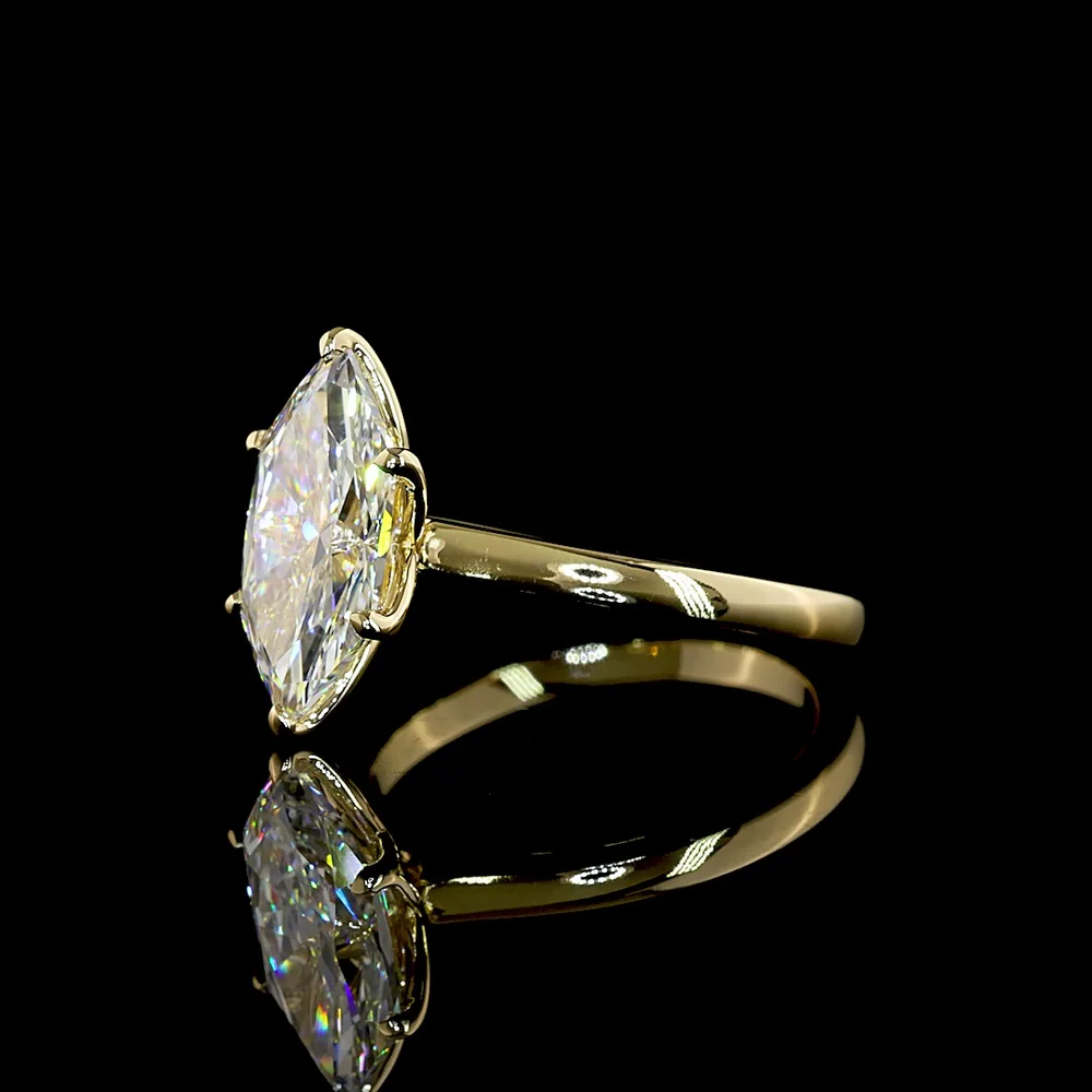 14K Yellow Gold Antique Marquise Solitaire Ring with 2.59 Carat Lab-Grown E-VVS2 Diamond - IGI Certified - Covaloro Fine Jewelry - Image 4