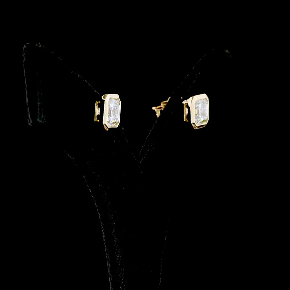 14K Yellow Gold Asscher Cut Lab Diamond Bezel Set Stud Earrings - 3.52 Carat Total Weight, E-F Color, VVS2 Clarity, IGI Certified - Covaloro Fine Jewelry - Image 3