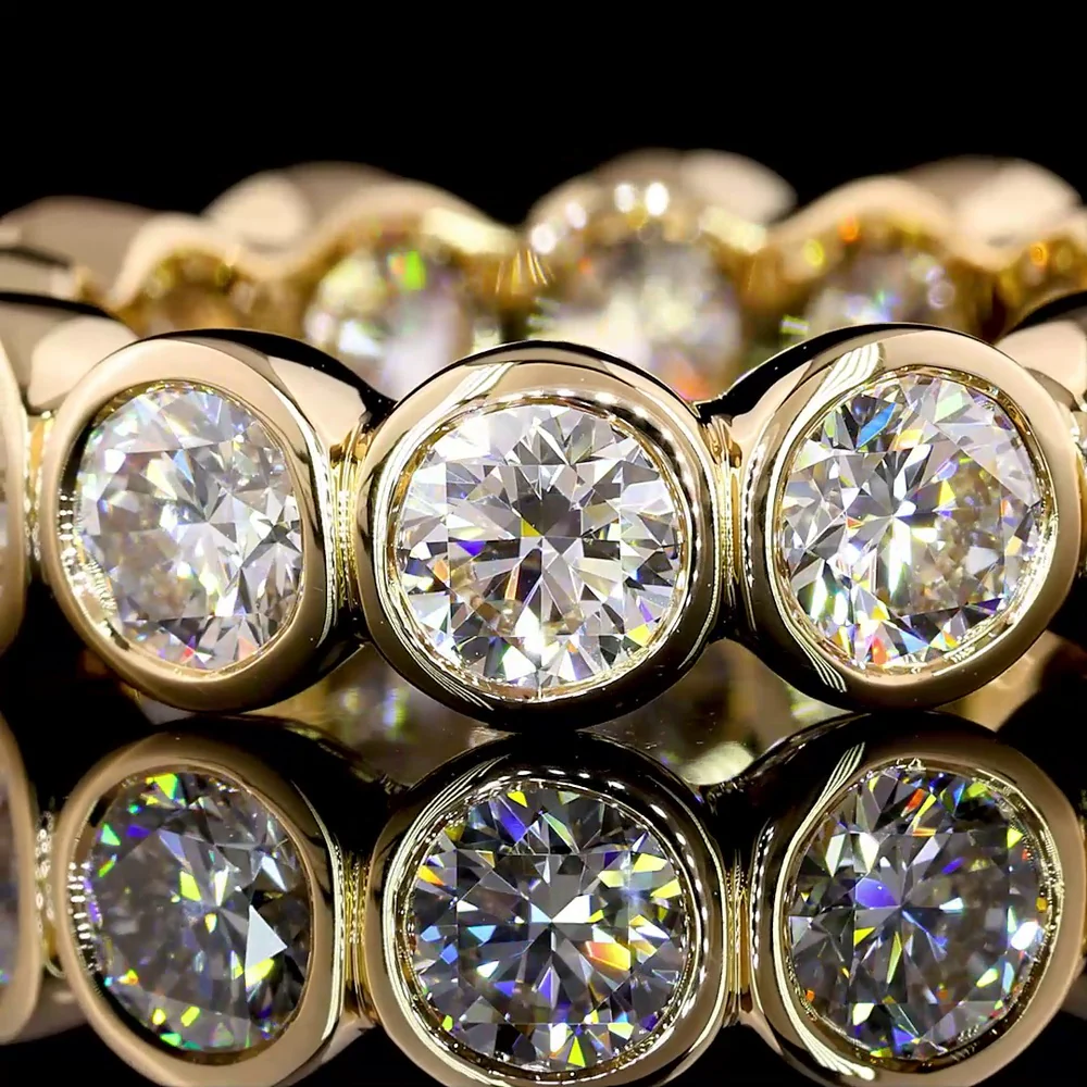 14K Yellow Gold Bezel-Set Eternity Band with 12 Round Brilliant Cut Lab Diamonds - 5.02 Total Carat Weight, E-F Color, VS1 Clarity - Covaloro Fine Jewelry - Image 4