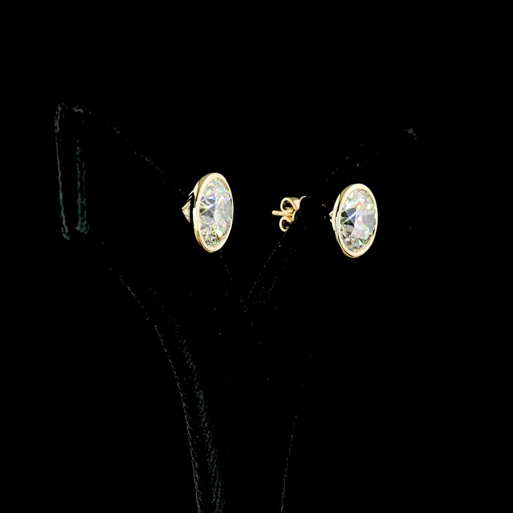 14K Yellow Gold Bezel Set Round Lab Diamond Stud Earrings - F VVS2-VS1 - 8.05 Carat Total Weight - Covaloro Fine Jewelry - Image 3