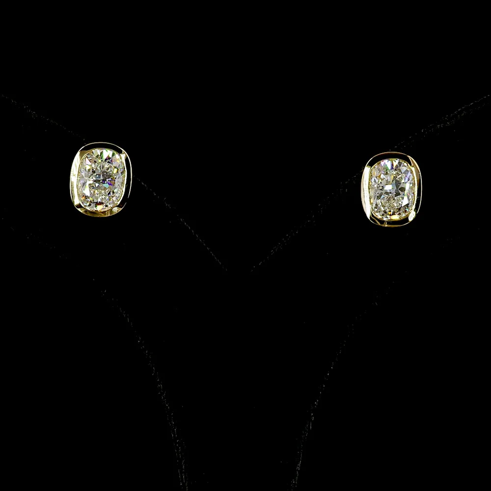 14K Yellow Gold Cushion Brilliant Bezel Set Lab Diamond Stud Earrings - 4.09 Carat Total Weight, D VVS2 IGI Certified - Covaloro Fine Jewelry