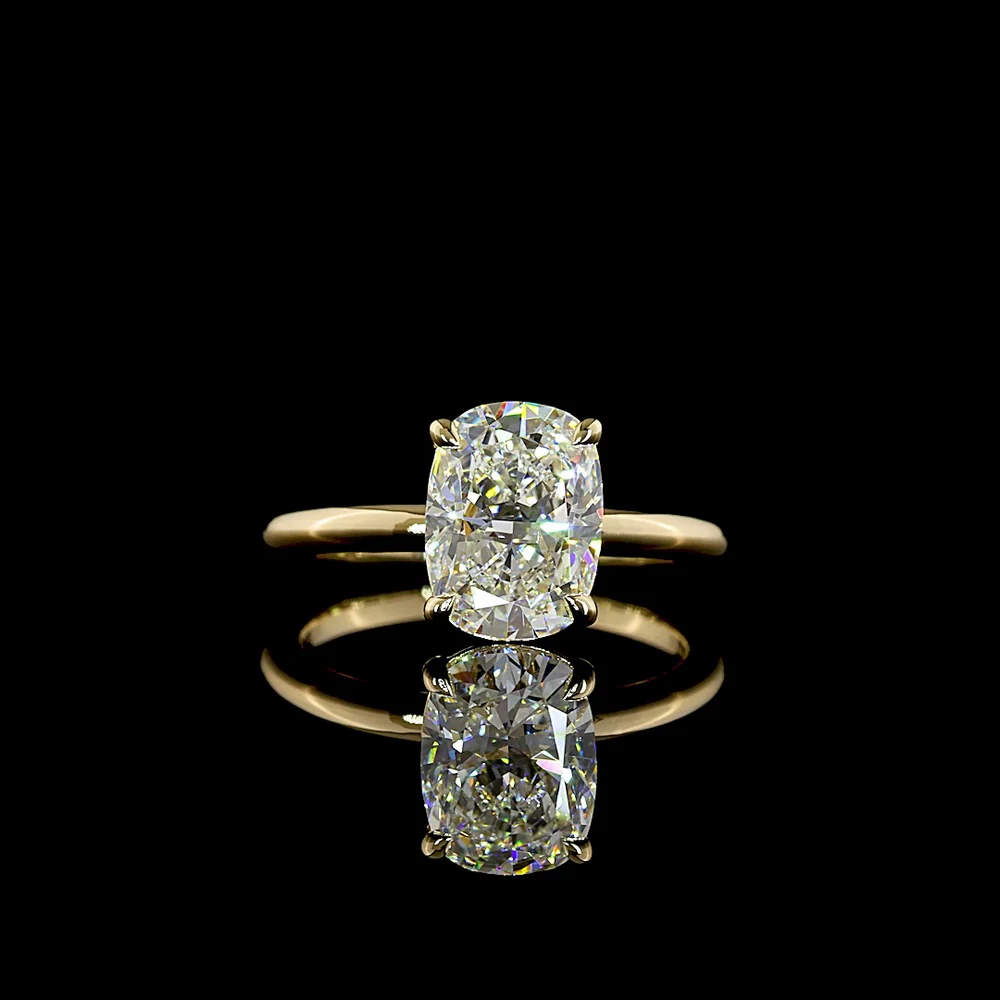 14K Yellow Gold Cushion Brilliant Cut Solitaire Ring - 2.52 Carat Lab Grown Diamond E-F Color VVS2 Clarity IGI Certified - Covaloro Fine Jewelry