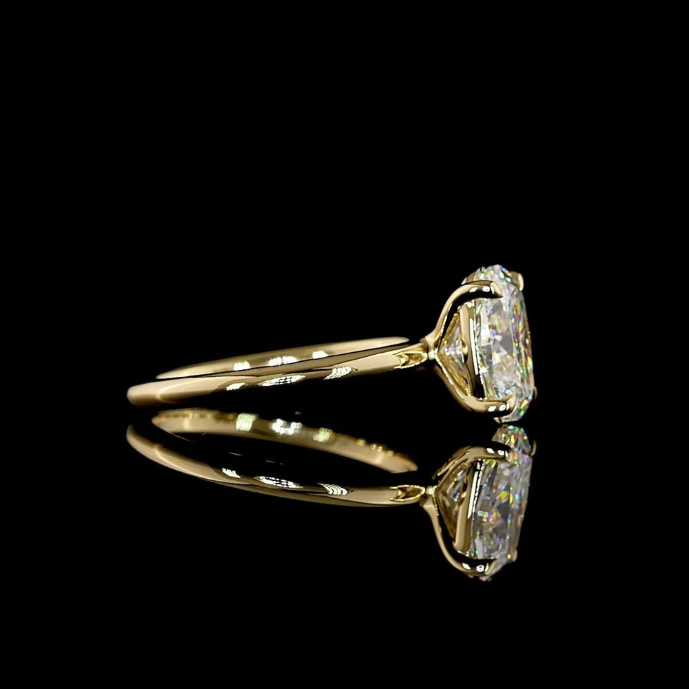 14K Yellow Gold Cushion Brilliant Cut Solitaire Ring - 2.52 Carat Lab Grown Diamond E-F Color VVS2 Clarity IGI Certified - Covaloro Fine Jewelry - Image 3