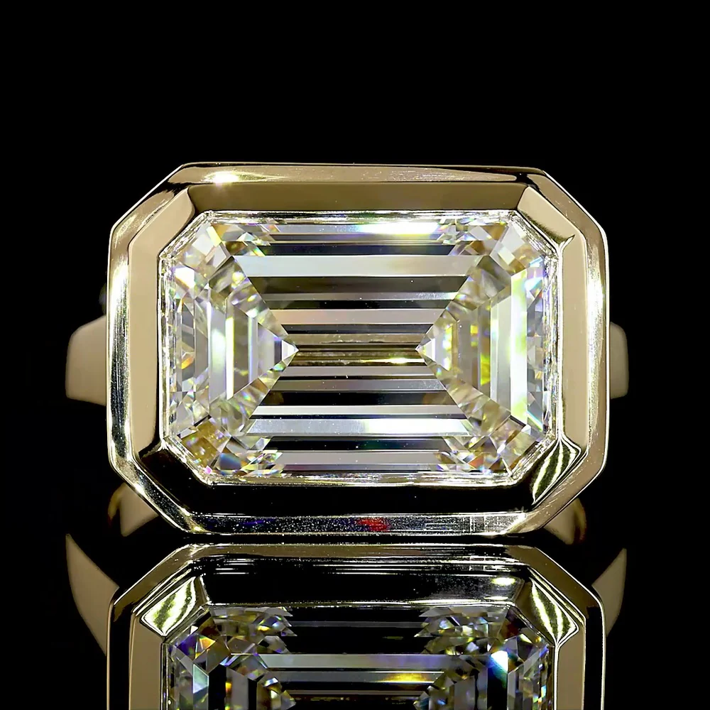 14K Yellow Gold East-West Bezel Set Emerald Cut Lab Diamond Solitaire Ring - 7.03 Carat Total Weight, E-F Color, VVS2 Clarity, IGI Certified - Covaloro Fine Jewelry - Image 2