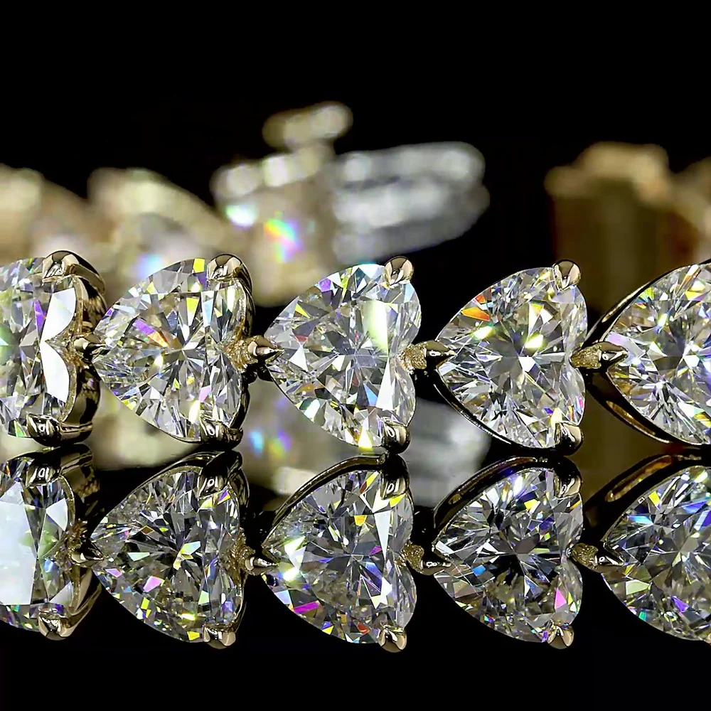 14K Yellow Gold East-West Heart Shaped Tennis Bracelet with 33 Lab Grown Diamonds - 21.03 Carat Total Weight, E-F Color VS1 Clarity - Covaloro Fine Jewelry - Image 2