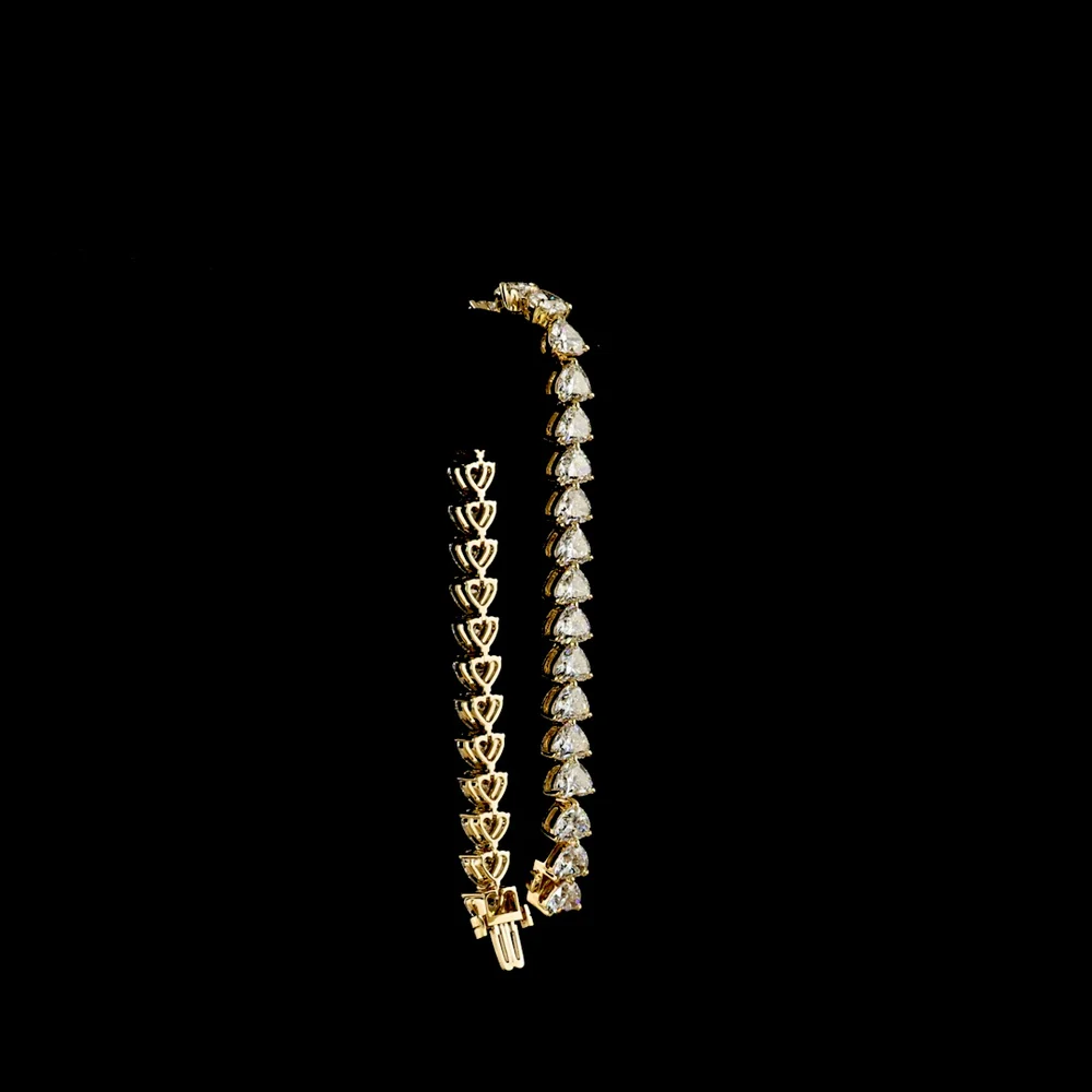 14K Yellow Gold East-West Heart Shaped Tennis Bracelet with 33 Lab Grown Diamonds - 21.03 Carat Total Weight, E-F Color VS1 Clarity - Covaloro Fine Jewelry - Image 3