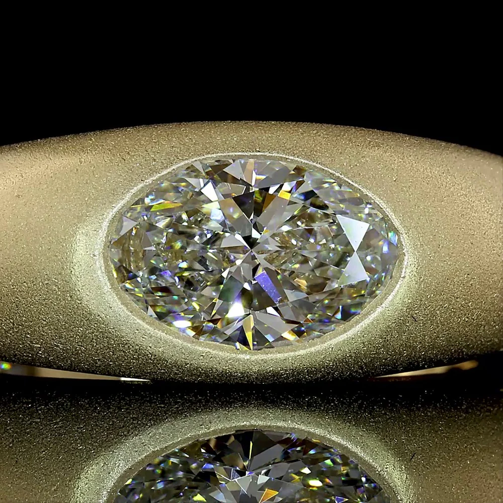 14K Yellow Gold East-West Oval Cut Lab Diamond Solitaire Ring - 1.26 Carat Total Diamond Weight, Flush Set with GIA Certification - Covaloro Fine Jewelry - Image 2