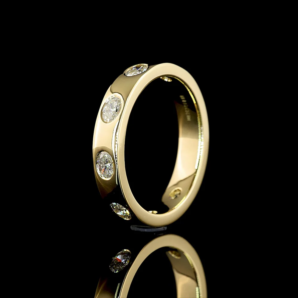 14K Yellow Gold East-West Oval Eternity Band with 7 Flush Set Lab Diamonds - 0.71 Carat Total Weight, E-F Color, VS Clarity - Covaloro Fine Jewelry - Image 4