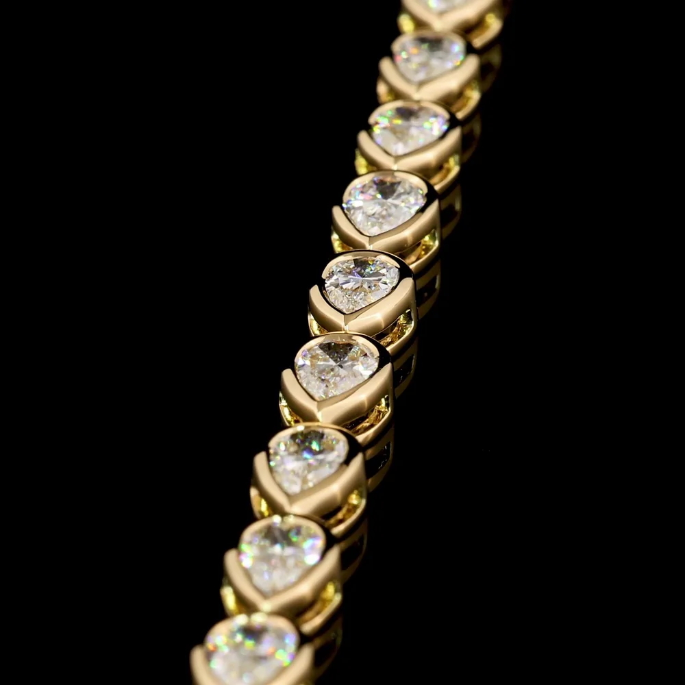 14K Yellow Gold East-West Pear Shape Diamond Tennis Necklace - 11.86 Carat Total Weight, E-F VVS2 Lab Grown Diamonds in Bezel Setting - Covaloro Fine Jewelry - Image 2