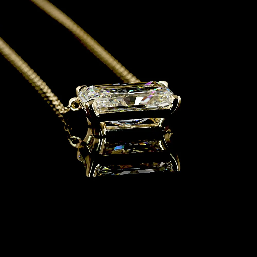 14K Yellow Gold East-West Radiant Cut Solitaire Pendant with 3.03 Carat Lab Diamond - E-F Color, VVS2 Clarity, IGI Certified - Covaloro Fine Jewelry - Image 3