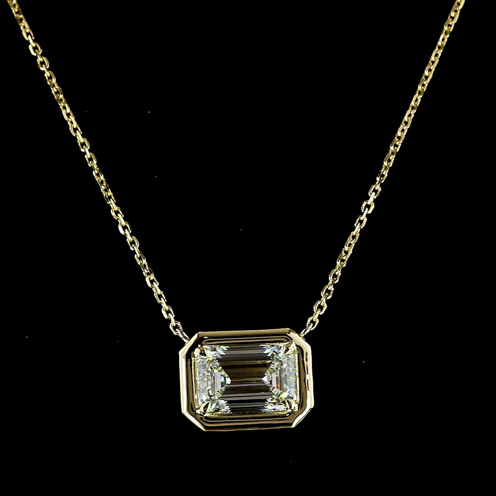 14K Yellow Gold East-West Solitaire Pendant with 3.01 Carat Emerald Cut Lab Diamond - E-F Color, VVS2 Clarity, IGI Certified - Covaloro Fine Jewelry