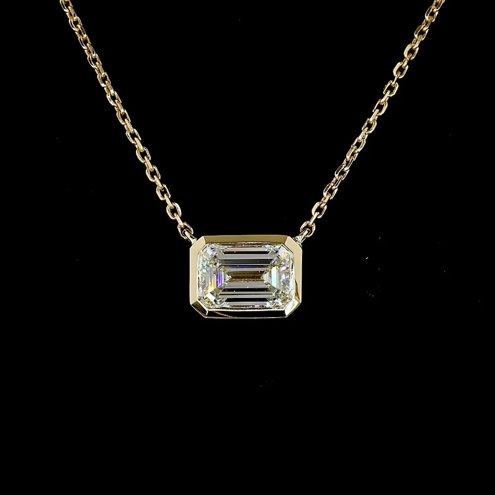14K Yellow Gold East-West Solitaire Pendant with Bezel Set Radiant Cut Lab Diamond - 1.04 Carat E-F VVS2 IGI Certified - Covaloro Fine Jewelry - Image 2