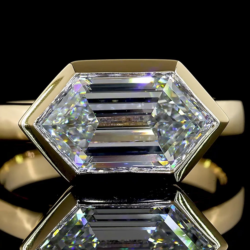 14K Yellow Gold East-West Step Marquise Cut Lab Diamond Solitaire Ring - 3.17 Carat D VVS2 IGI Certified - Covaloro Fine Jewelry - Image 2