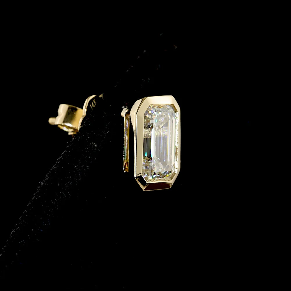 14K Yellow Gold Emerald Cut Lab Diamond Stud Earrings - 3.01 Carats Total Diamond Weight (Bezel Set, North-South Orientation, IGI Certified) - Covaloro Fine Jewelry - Image 4