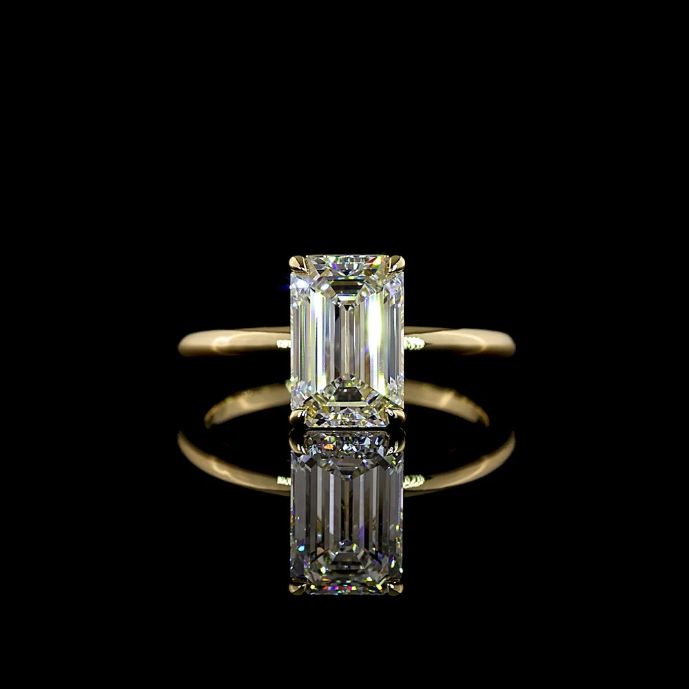 14K Yellow Gold Emerald Cut Solitaire Ring with 2.59 Carat IGI Certified Lab Diamond - E-F Color, VVS2 Clarity - Covaloro Fine Jewelry - Image 3