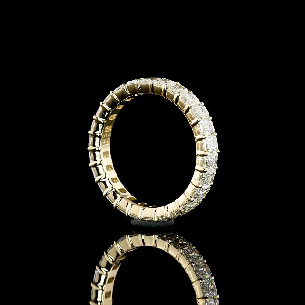 14K Yellow Gold Eternity Band with 26 Prong-Set Emerald Cut Lab Diamonds - 3.20 Carats Total Diamond Weight - Covaloro Fine Jewelry - Image 3