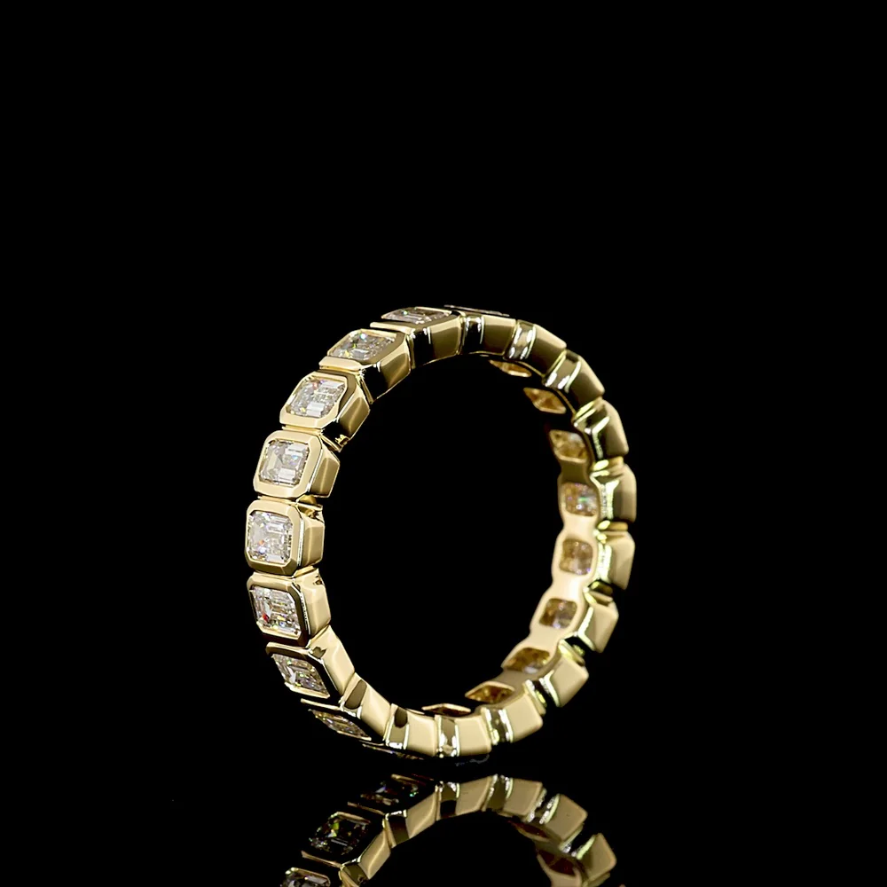 14K Yellow Gold Eternity Band with Bezel Set Emerald Cut Lab Diamonds - 1.80 Carat Total Weight, 19 Stones - Covaloro Fine Jewelry - Image 4