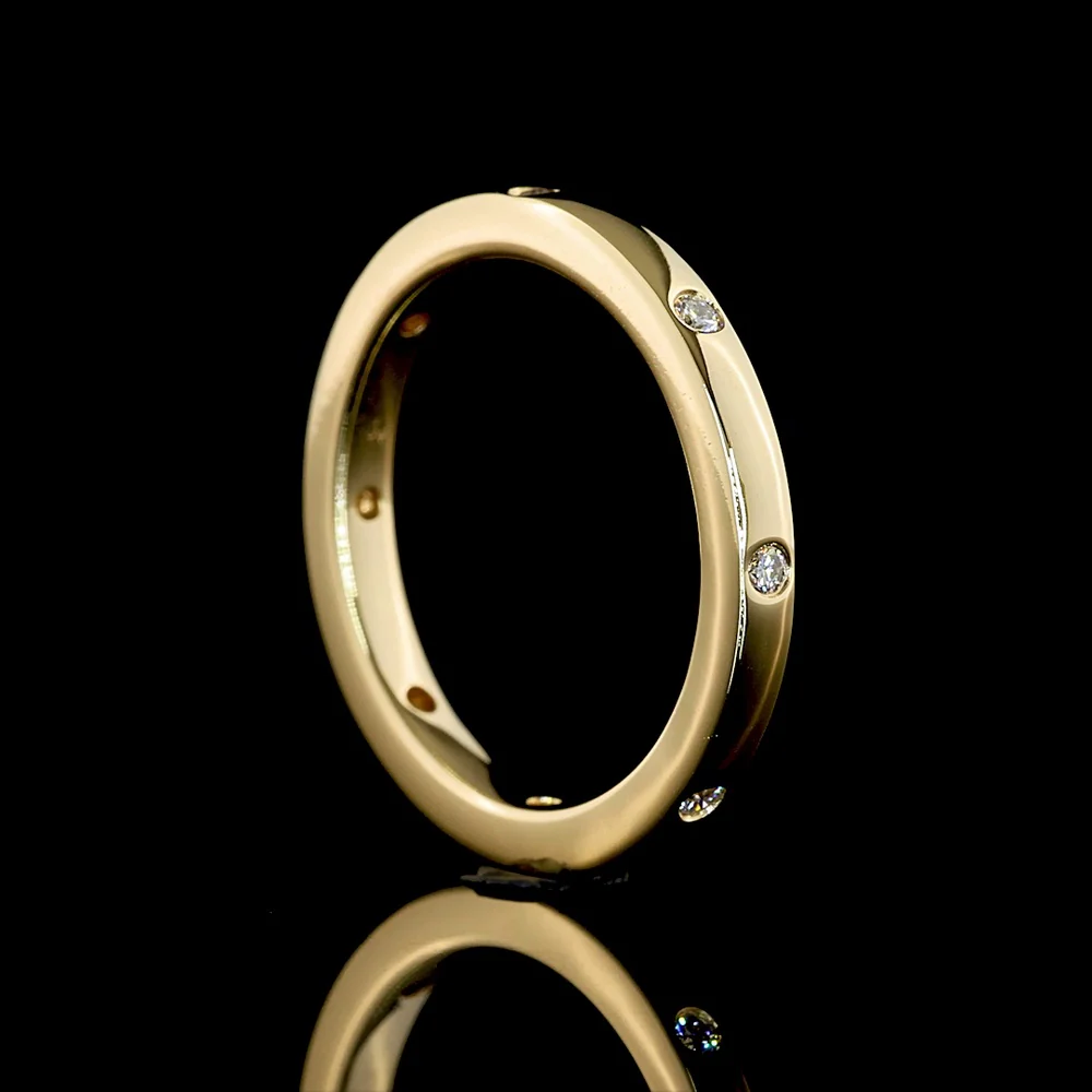 14K Yellow Gold Eternity Band with Flush Set Round Lab Diamonds - 0.13 Carat Total Weight, E-F Color VS Clarity - Covaloro Fine Jewelry - Image 3