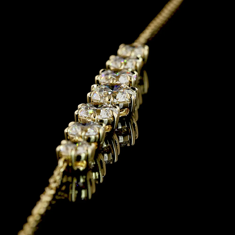 14K Yellow Gold Graduated Diamond Necklace with 7 Prong Set Round Brilliant Cut Lab Diamonds - 2.66 Carats Total Diamond Weight - Covaloro Fine Jewelry - Image 4