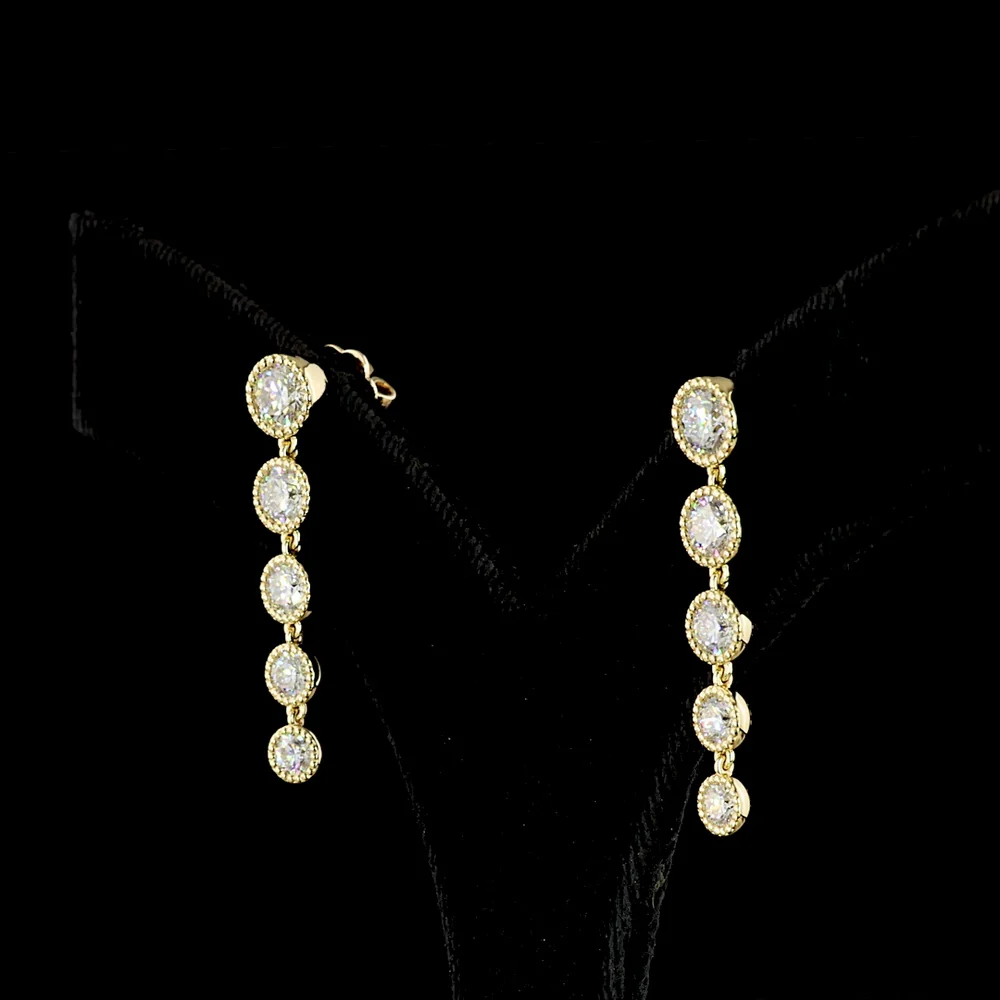 14K Yellow Gold Graduated Round Diamond Drop Earrings with Bezel Setting - 2.82 Carats Total Carat Weight Lab Grown D VS Diamonds - Covaloro Fine Jewelry - Image 3