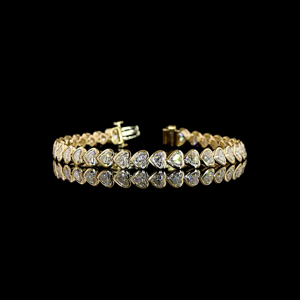 14K Yellow Gold Heart Shape Diamond Tennis Bracelet - 12.41 Carat Total Weight, East-West Set Lab Grown Diamonds (33 Stones, E-F Color, VS1 Clarity) - Covaloro Fine Jewelry