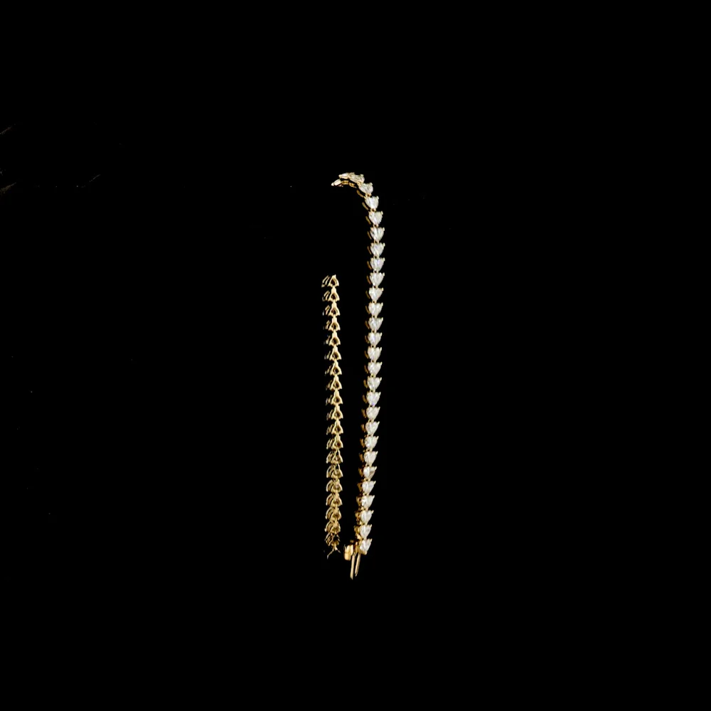 14K Yellow Gold Heart Shape Tennis Bracelet with East-West Prong Set Lab Diamonds - 5.39 Carats Total Diamond Weight - Covaloro Fine Jewelry - Image 3